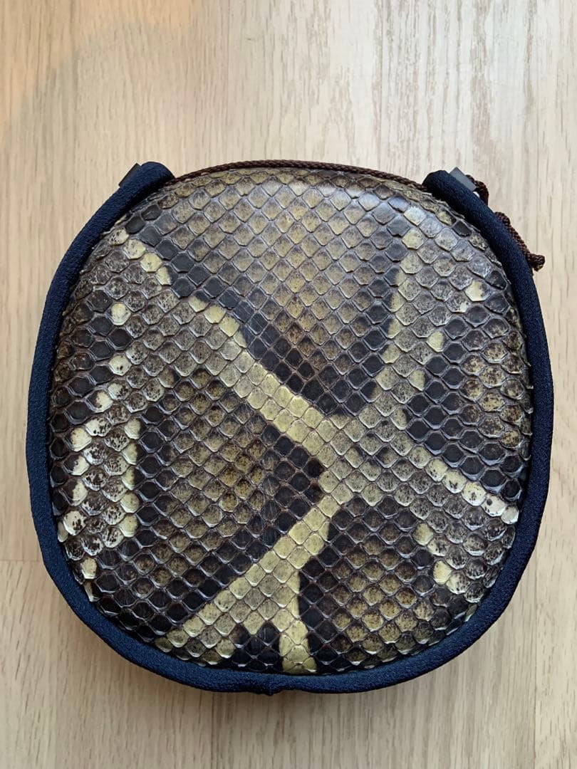 沖縄三線　与那城型　八重山黒木真黒　スンチー塗り　本張り