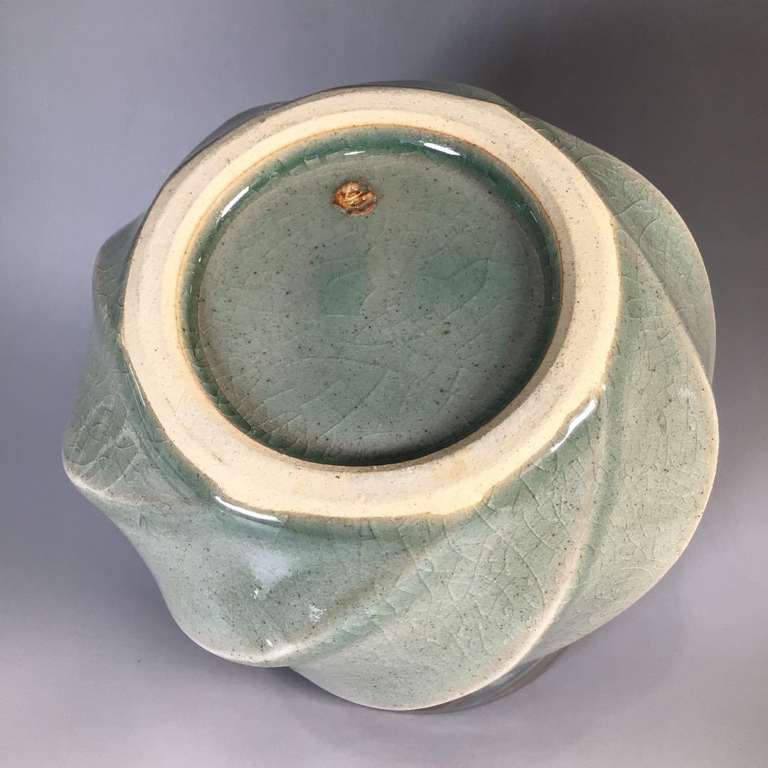 Ｎ１６５　水指　『明神窯　岡本高始造』『練上水指』　共箱　茶道具