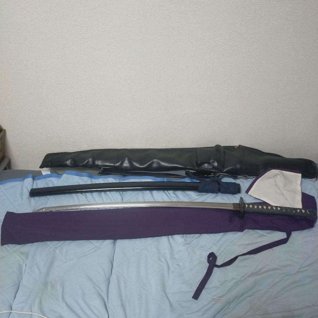 居合刀　模造刀　日本刀　刀剣　樋入り刀身　鮫皮　鉄鍔　刀袋　刀鞄　模擬刀　打刀
