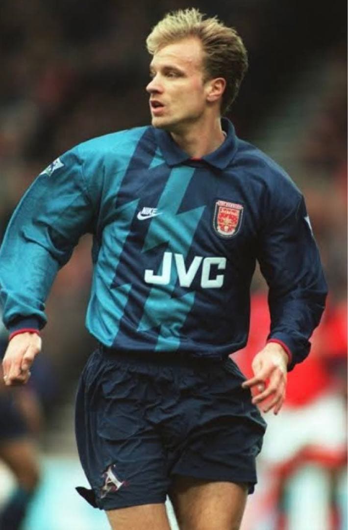 Nike アーセナル ベルカンプユニフォーム