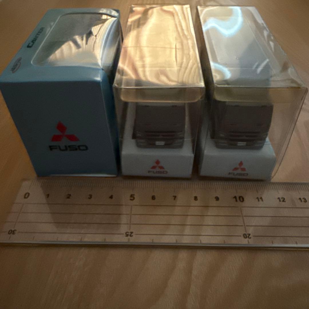 MITSUBISHI FUSO ミニカー3台セット