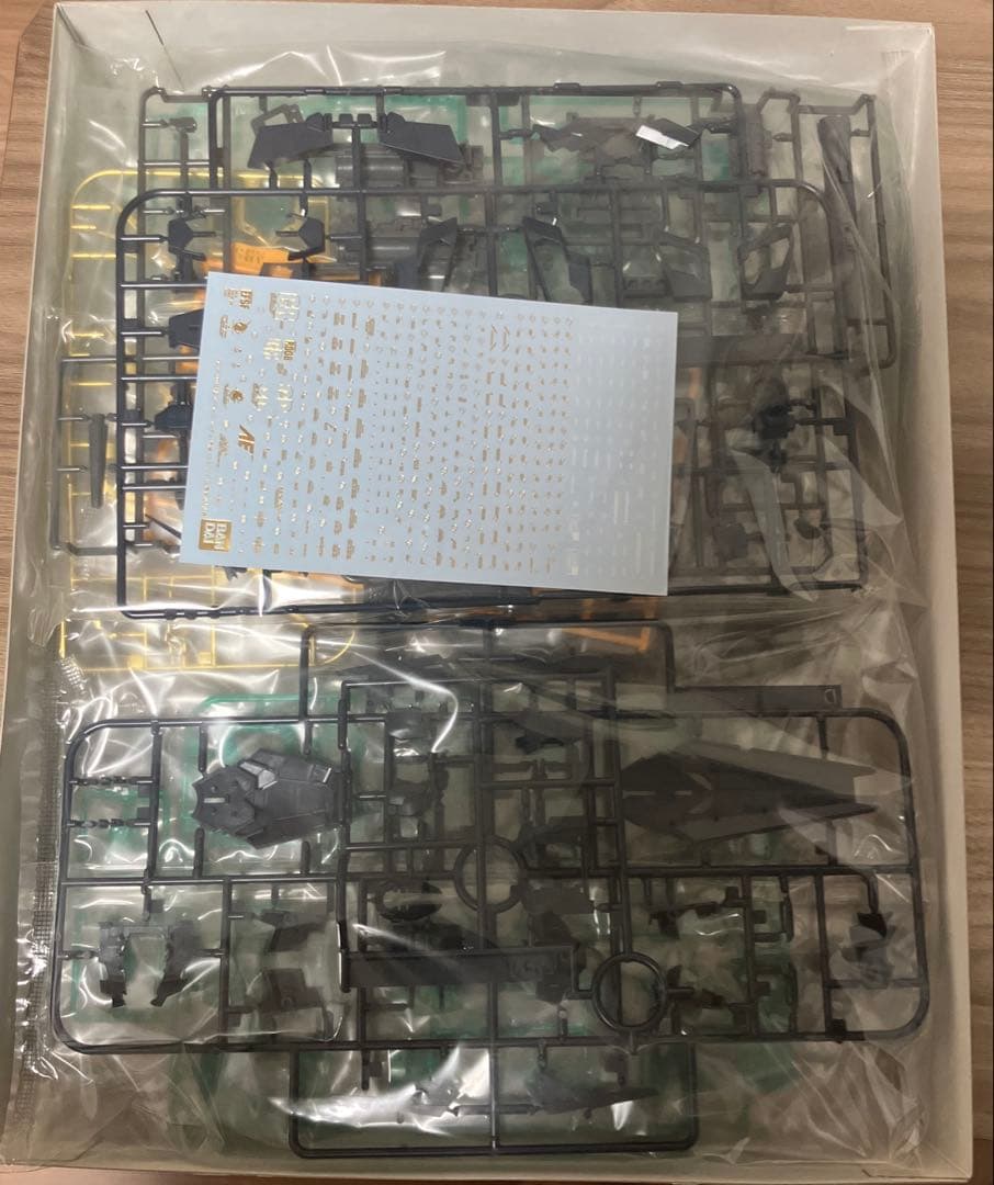 MG ガンダムUC ユニコーンガンダム2号機バンシィ Ver.Ka 最終決戦仕様