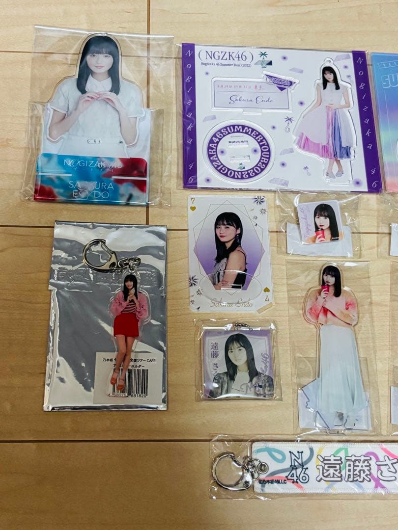 乃木坂46 遠藤さくら　アクリルスタンド　缶バッジ　まとめ売り