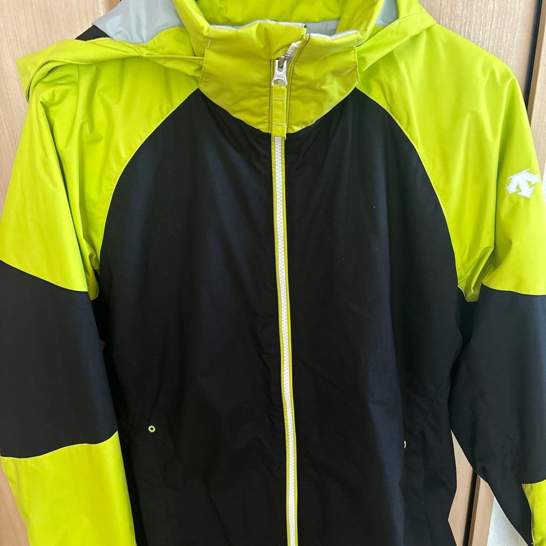 DESCENTE 子ども用スノーボードウェア 上下セット 黒蛍光イエロー 160