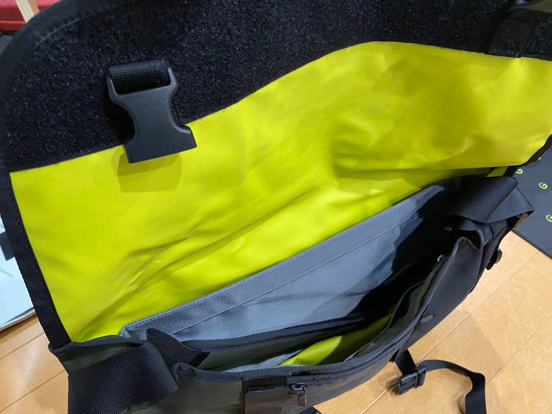 【連休特価】 TIMBUK2 メッセンジャー オリーブグリーン/ブラック