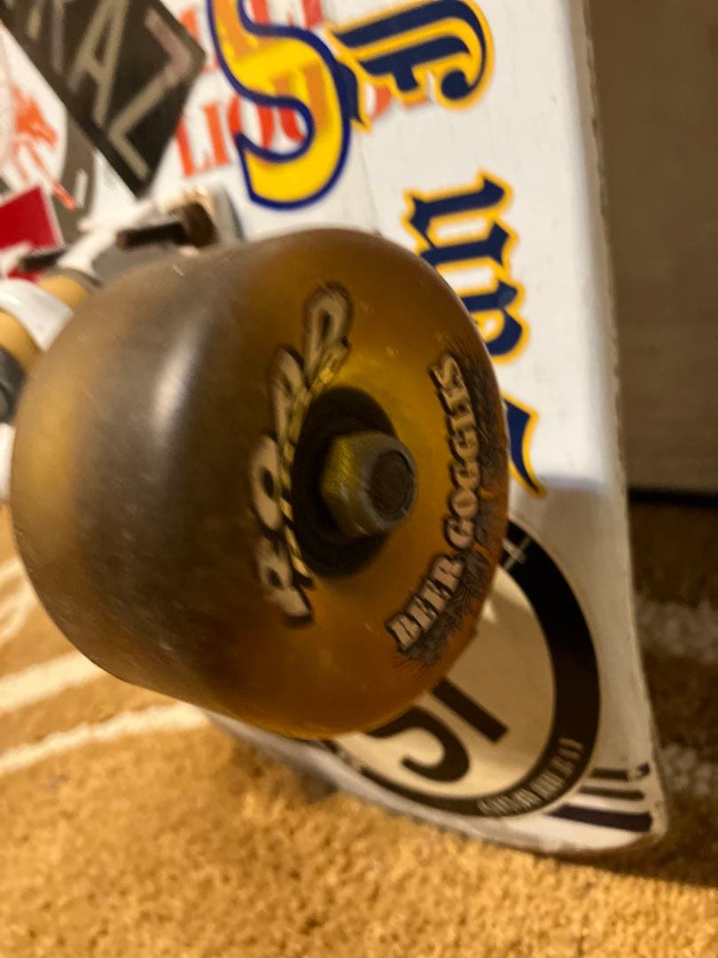 サンタクルーズ　Colt 45 缶デザイン