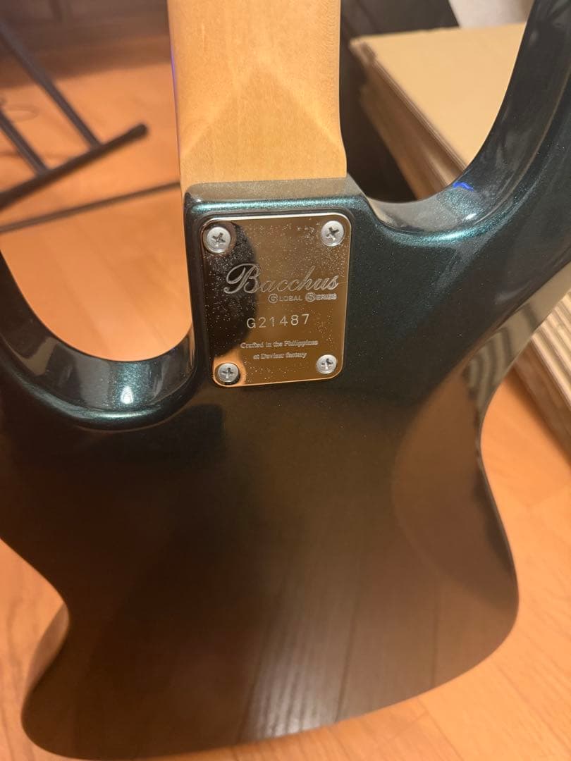 Bacchus WL-434 エレキベース
