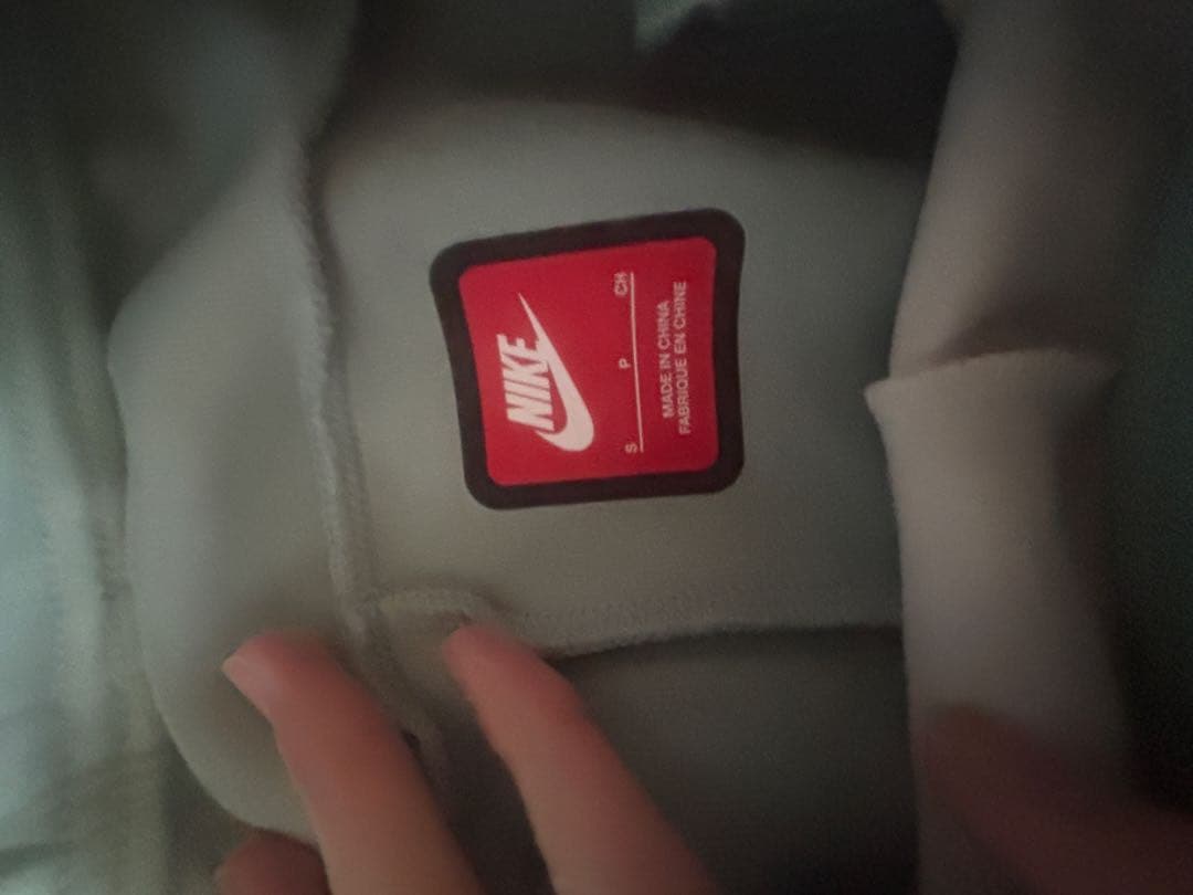 nikeテックフリース