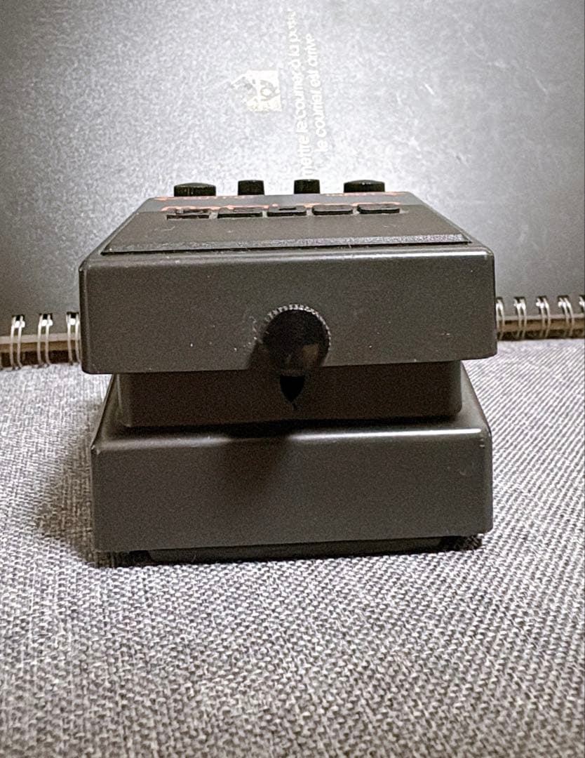 BOSS l Zone MT-2 ギターエフェクター ＆電源分配ケーブル