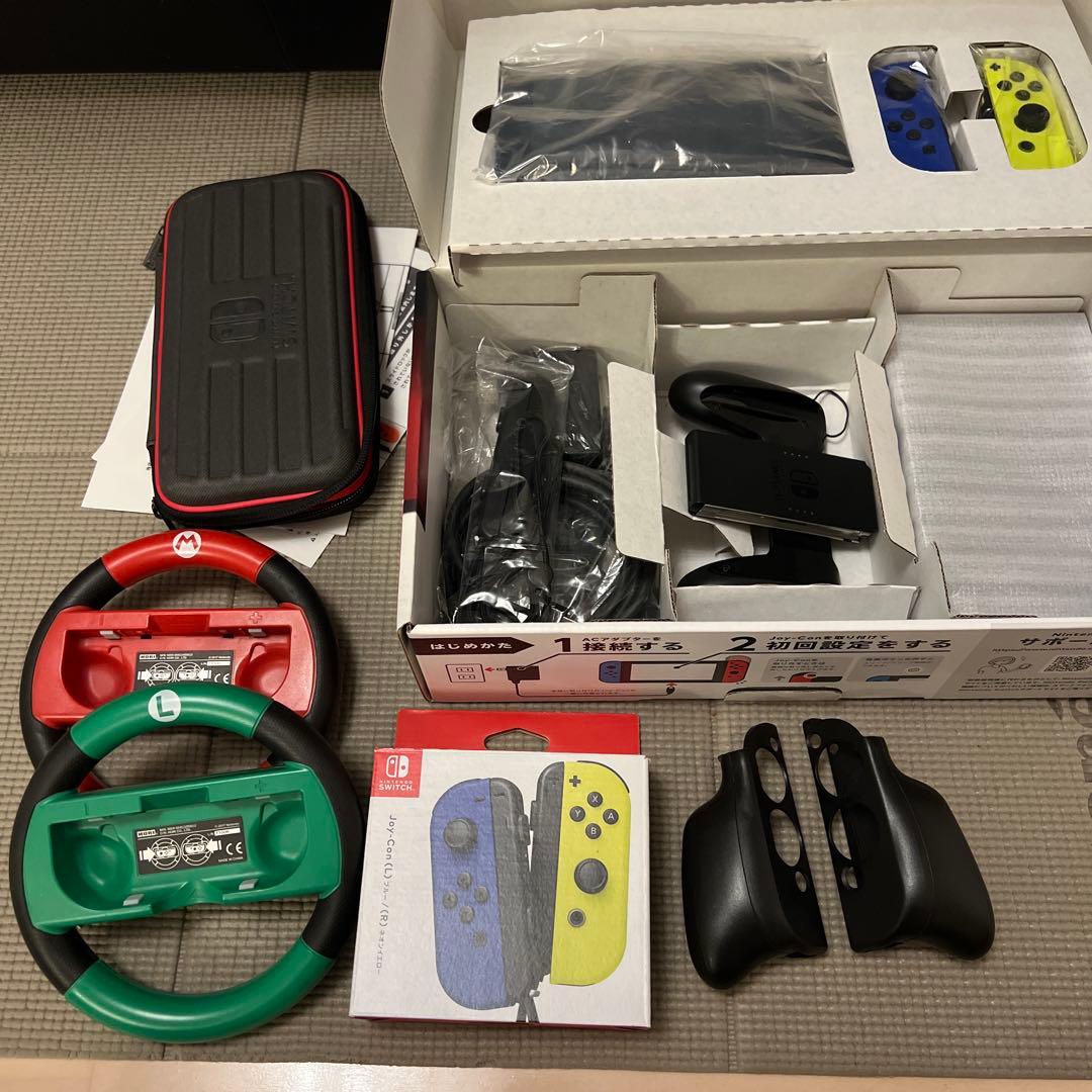 【Nintendo Switch 本体 セット】&【マリオカート用ハンドル付】