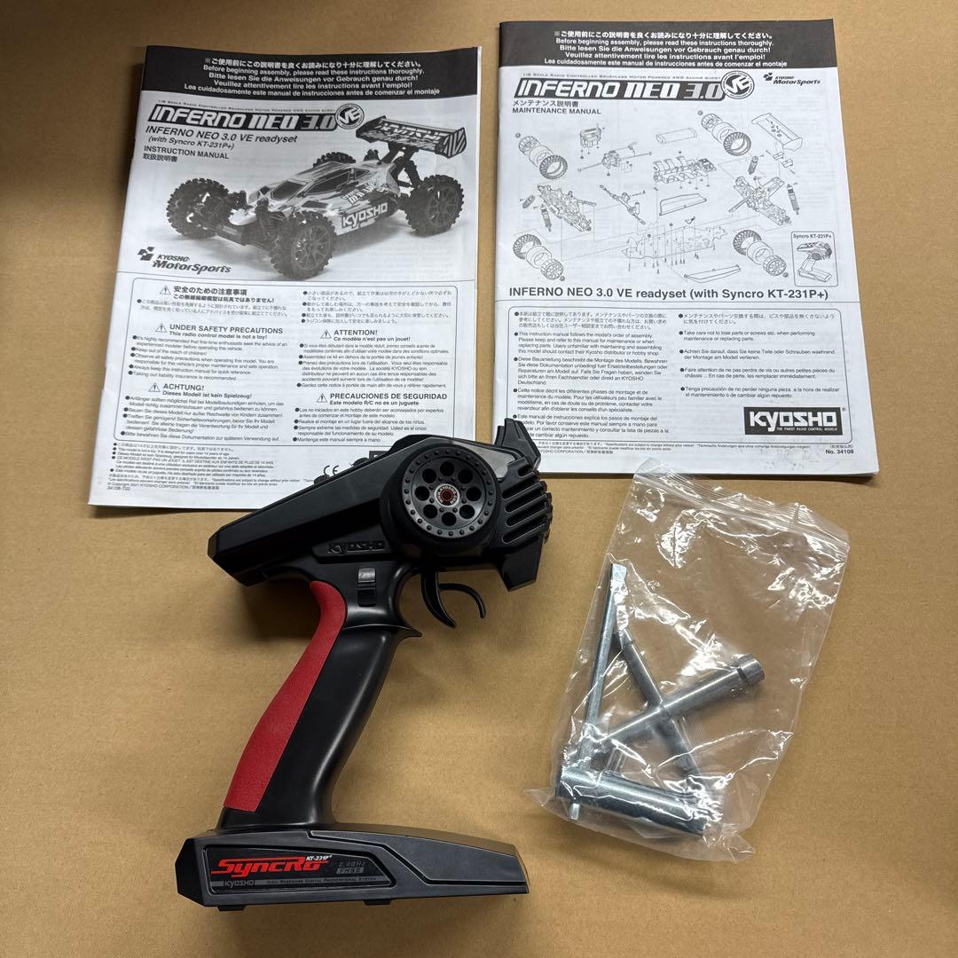 京商　インファーノ ME 3.0 1/8スケールラジコンカー　中古タイヤ付き