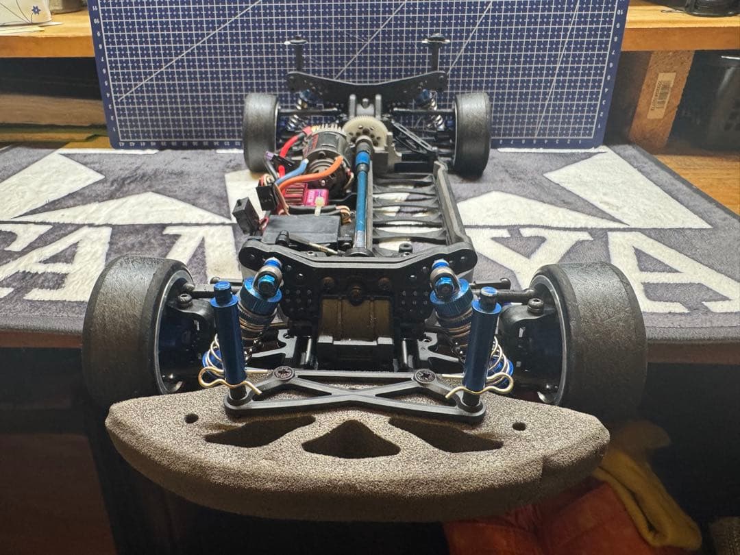 ヨコモ ドリフトパッケージ メカ付 オプションも少々。ちょっと綺麗？