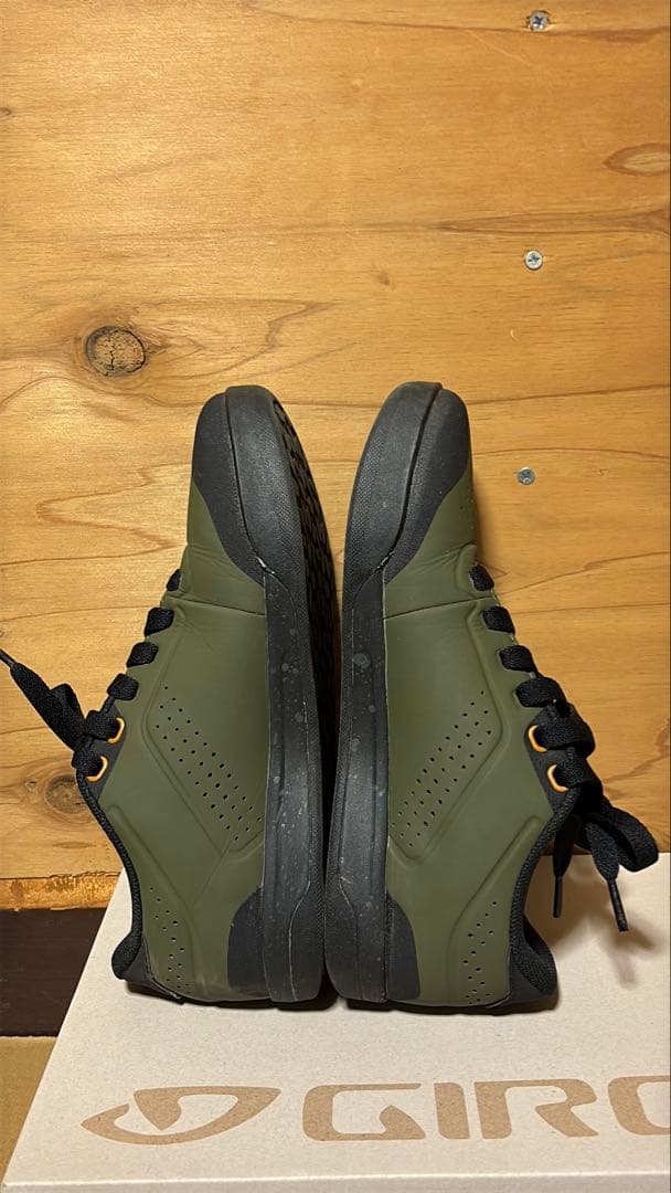 Giro latch フラットペダル用シューズ　ＭＴＢ