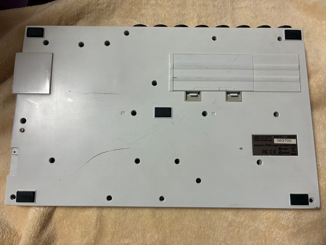 ZOOM R16 マルチトラックレコーダー 箱•ソフトケース付き