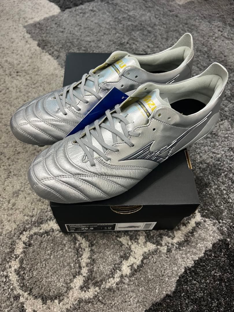 新品　最新モデル！　限定カラー　ミズノ　モレリア ネオ4 JAPAN 25.5