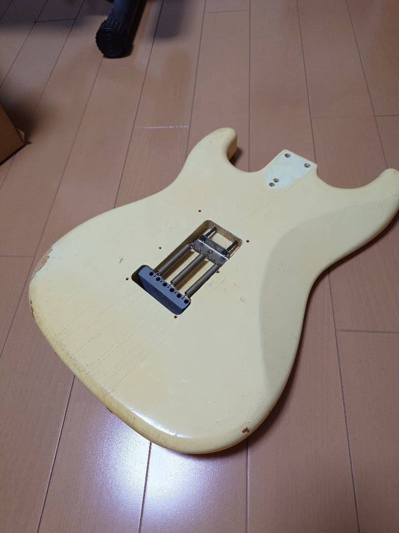 フェンダー・ジャパン ストラトキャスター '72モデル ボディ Eシリアル