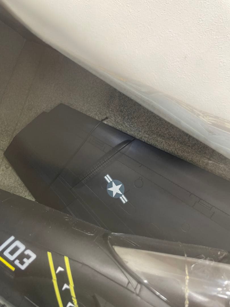 【入手困難超希少】エリートフォース1:18 F/A-18 ジョリー ロジャース♪