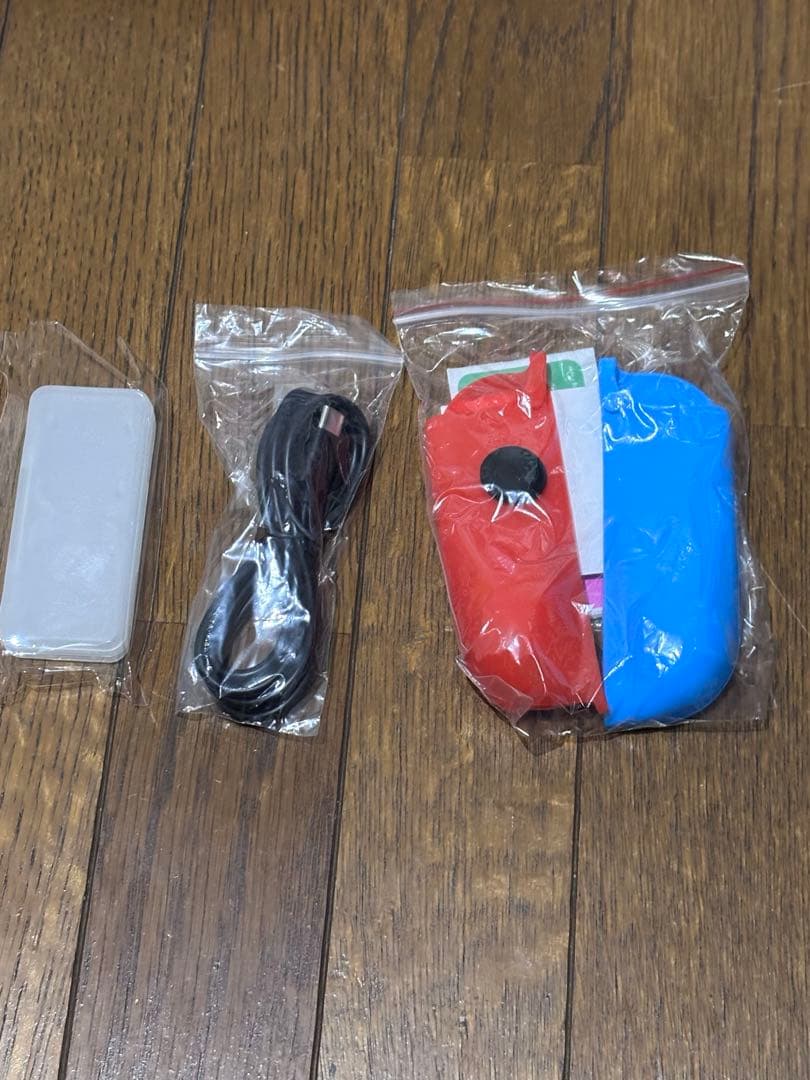 Nintendo Switch 本体、ケース付き