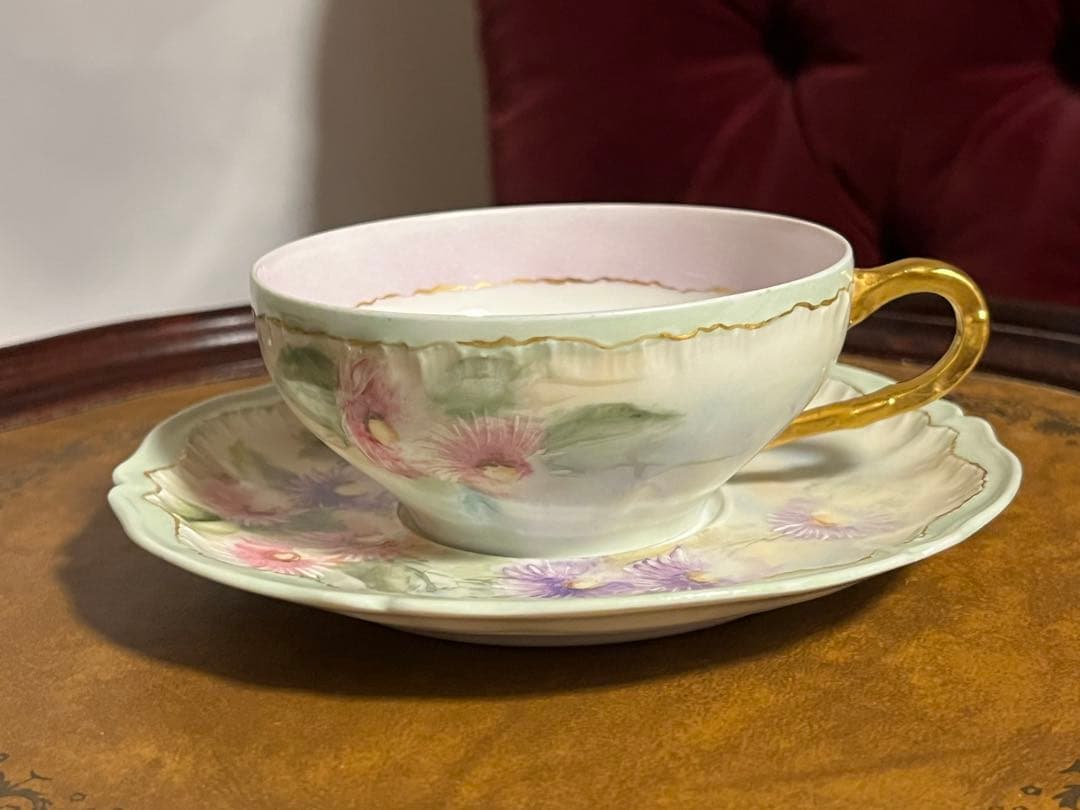 リモージュ　暈しハンドペイント　花柄陶器カップとソーサーセット