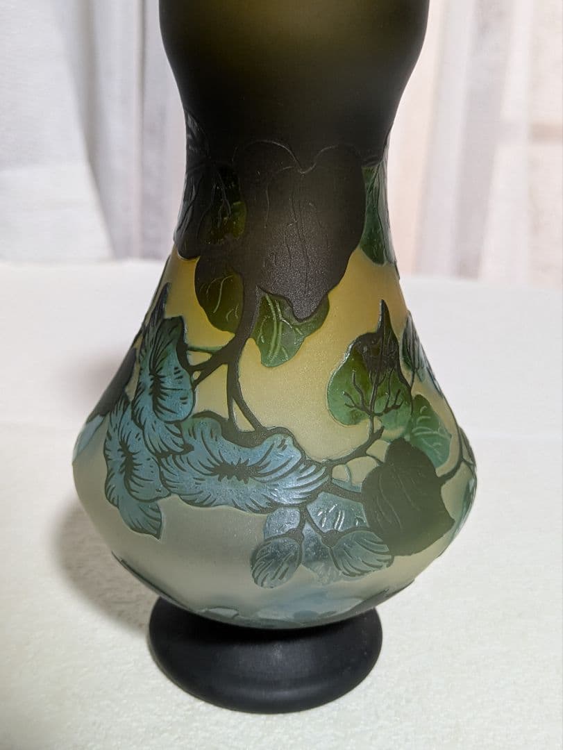 ガラス　フラスコ型花瓶　ガレ？　お値下げ中