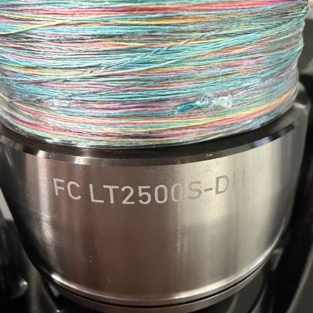 や*す様 ダイワ 24 セルテート リール 306587 LT2500S-DH