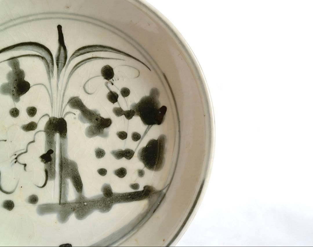染付　明時代　空白期　民窯　皿　虫食い　時代物　中国美術　民家蔵出し