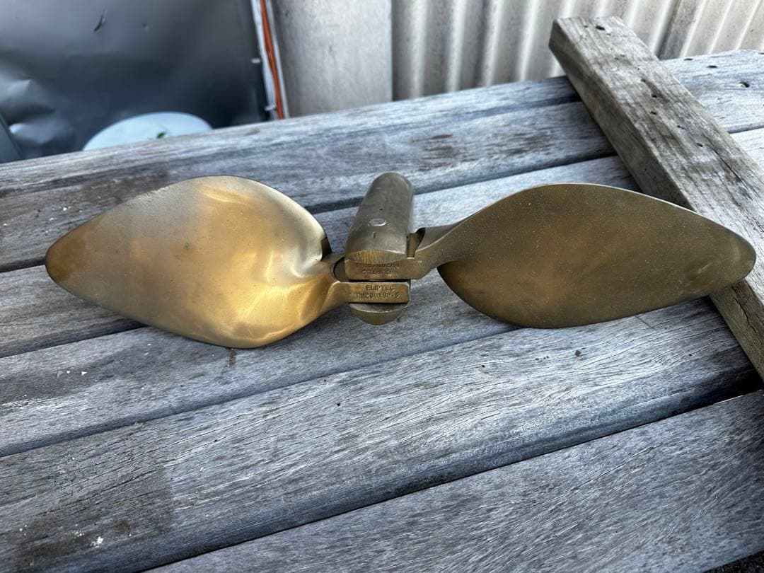 マーテック　セイルボート用　ホールディングペラELIPTECRH20DX8P-3