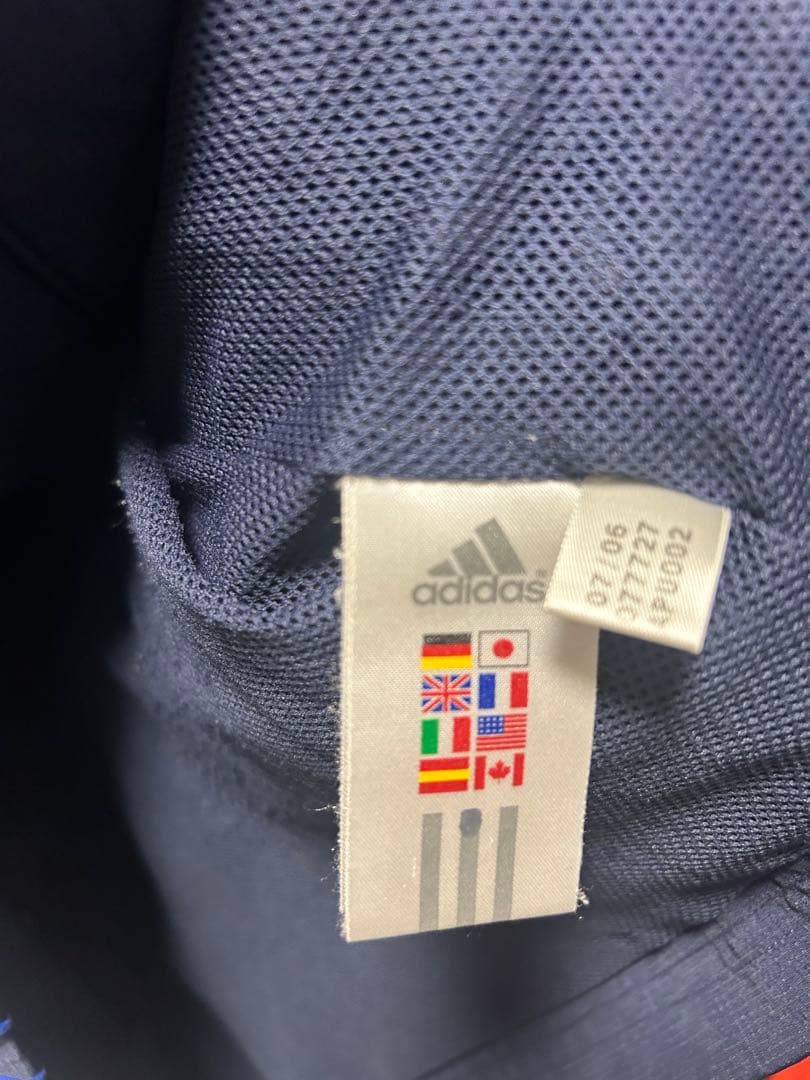 レア❗️【00s adidas】CHELSEA FC ロゴ刺繍ナイロンパーカー