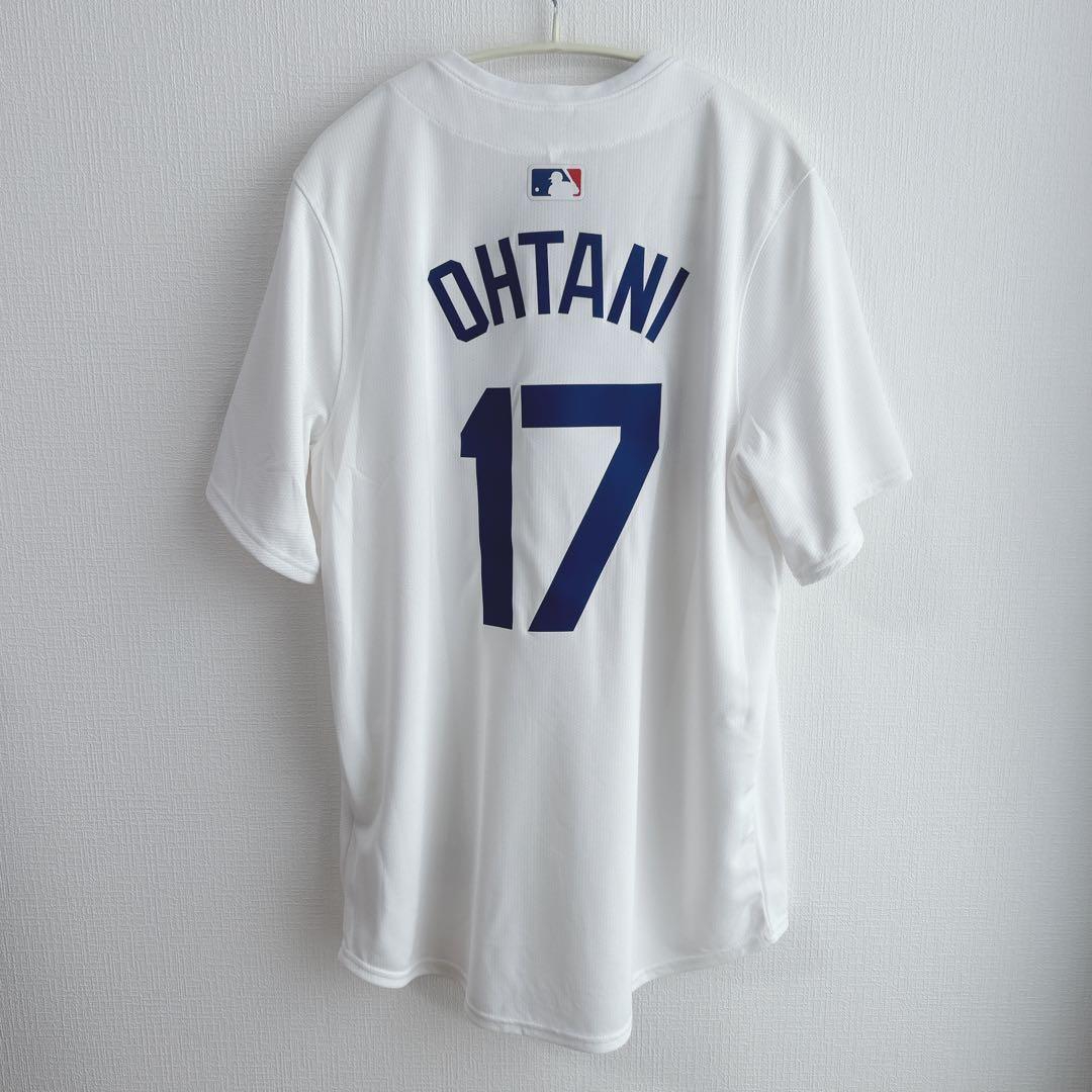 【MLB公式】ドジャース大谷翔平17ユニフォーム　新品タグ付き　メンズMサイズ