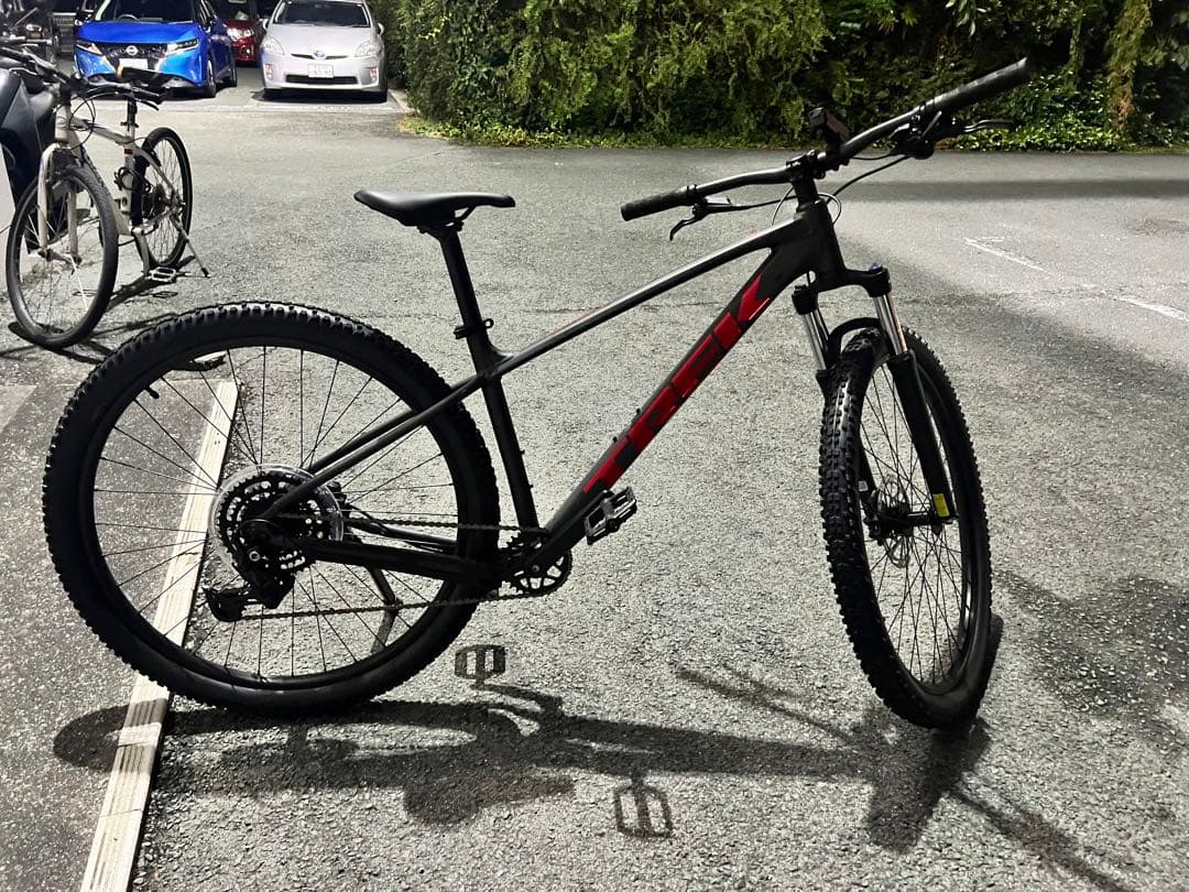 TREK MARLIN 5 29インチ（マウンテンバイク）