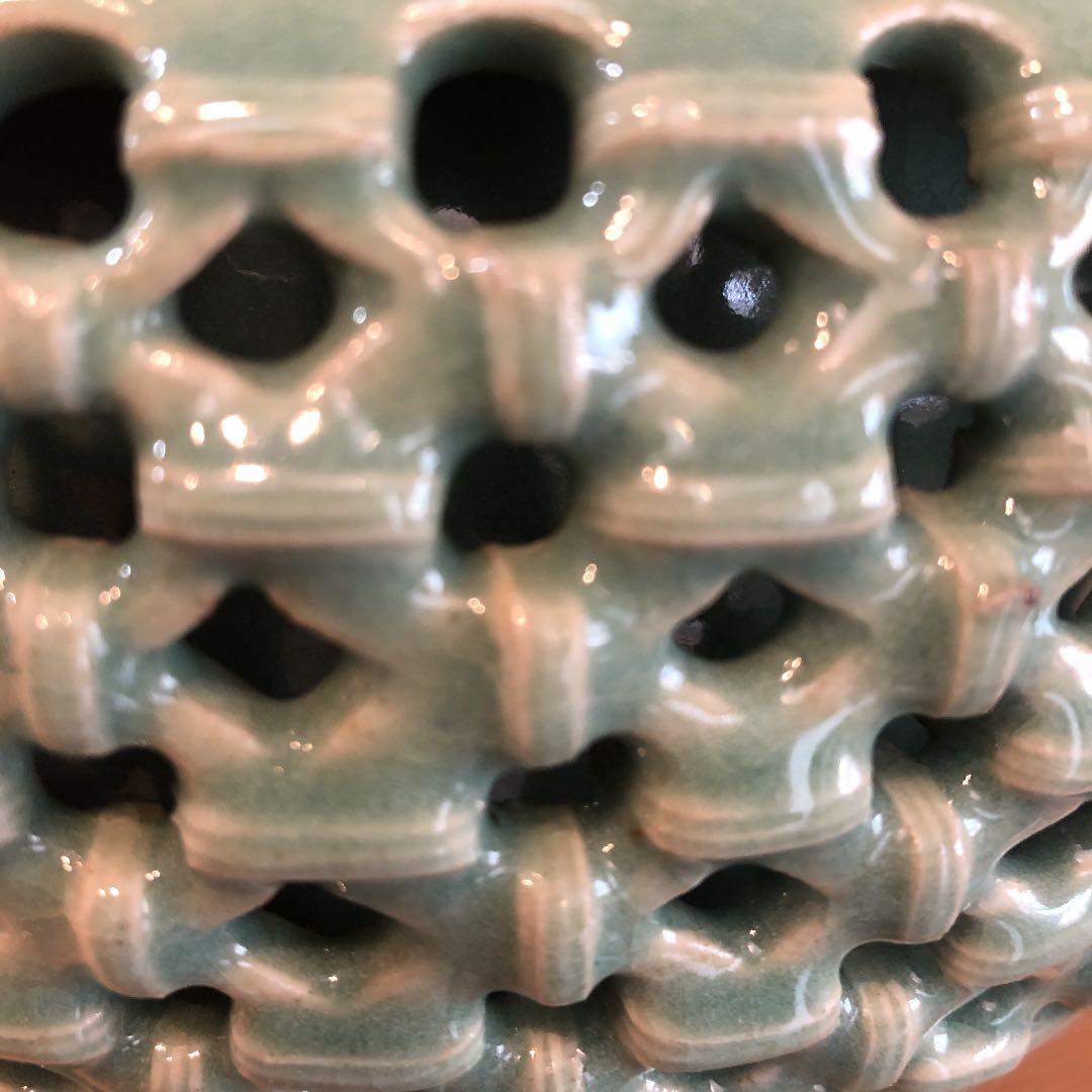 花瓶 高麗青磁 海泉作 網目 雲鶴象嵌