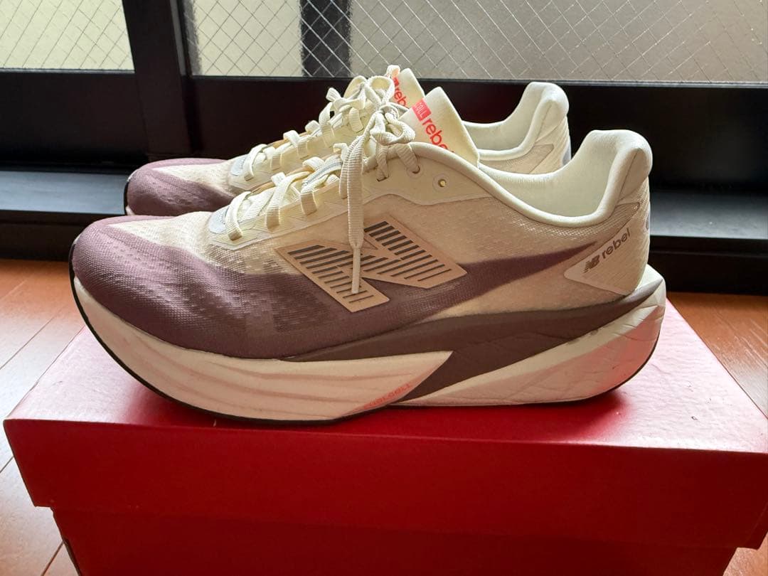 スパイク・シューズ New Balance FuelCell Rebel v5