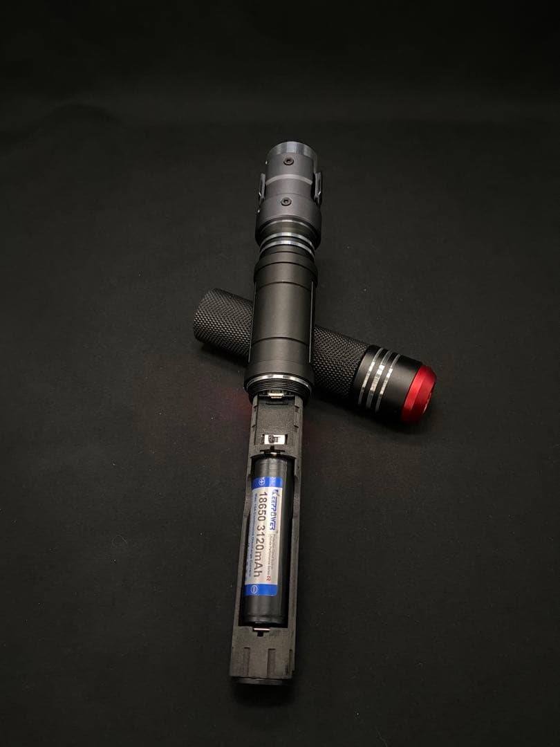 モードレッド カスタムライトセーバー