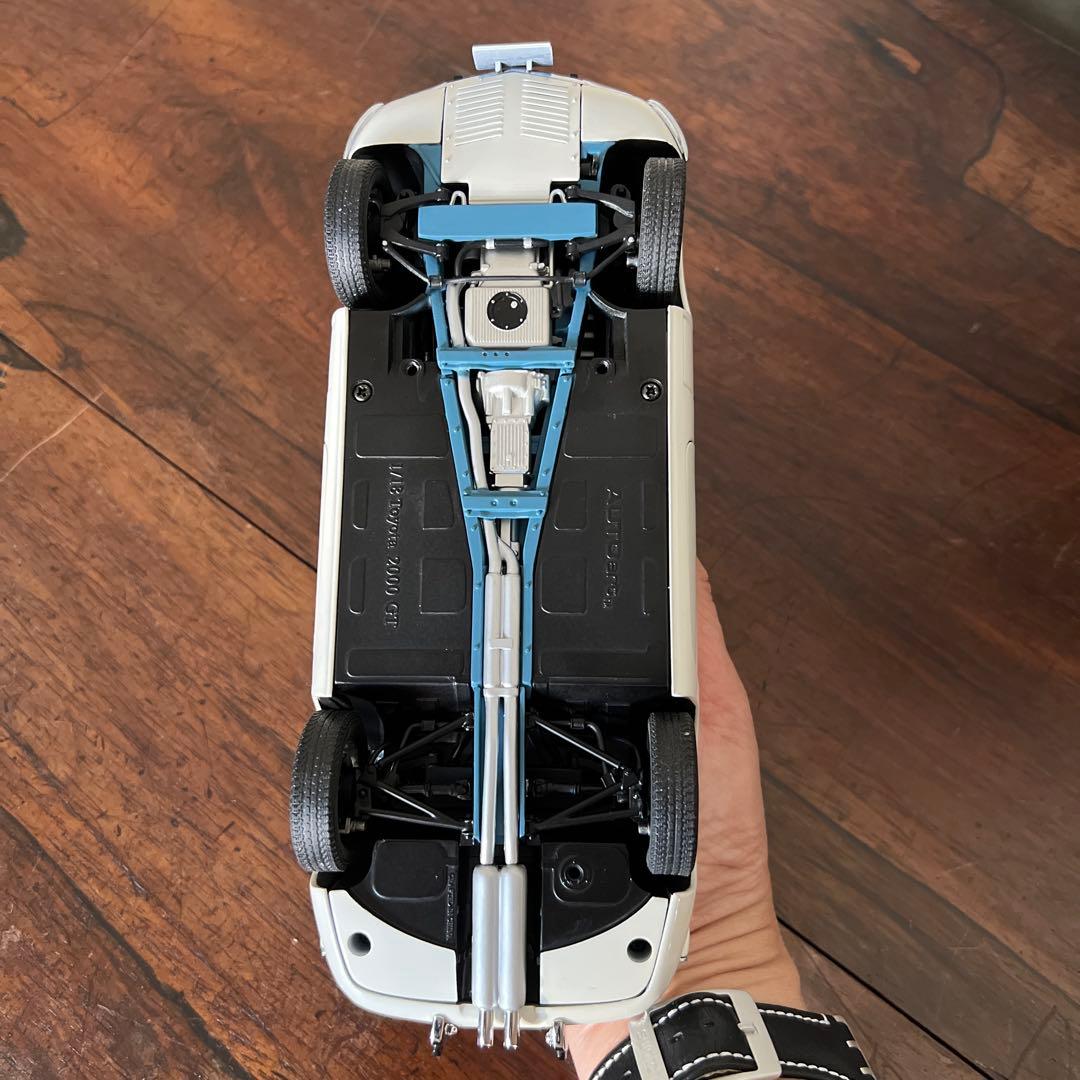AUTO art 1/18 TOYOTAトヨタ2000GT クーペ　ホワイト③