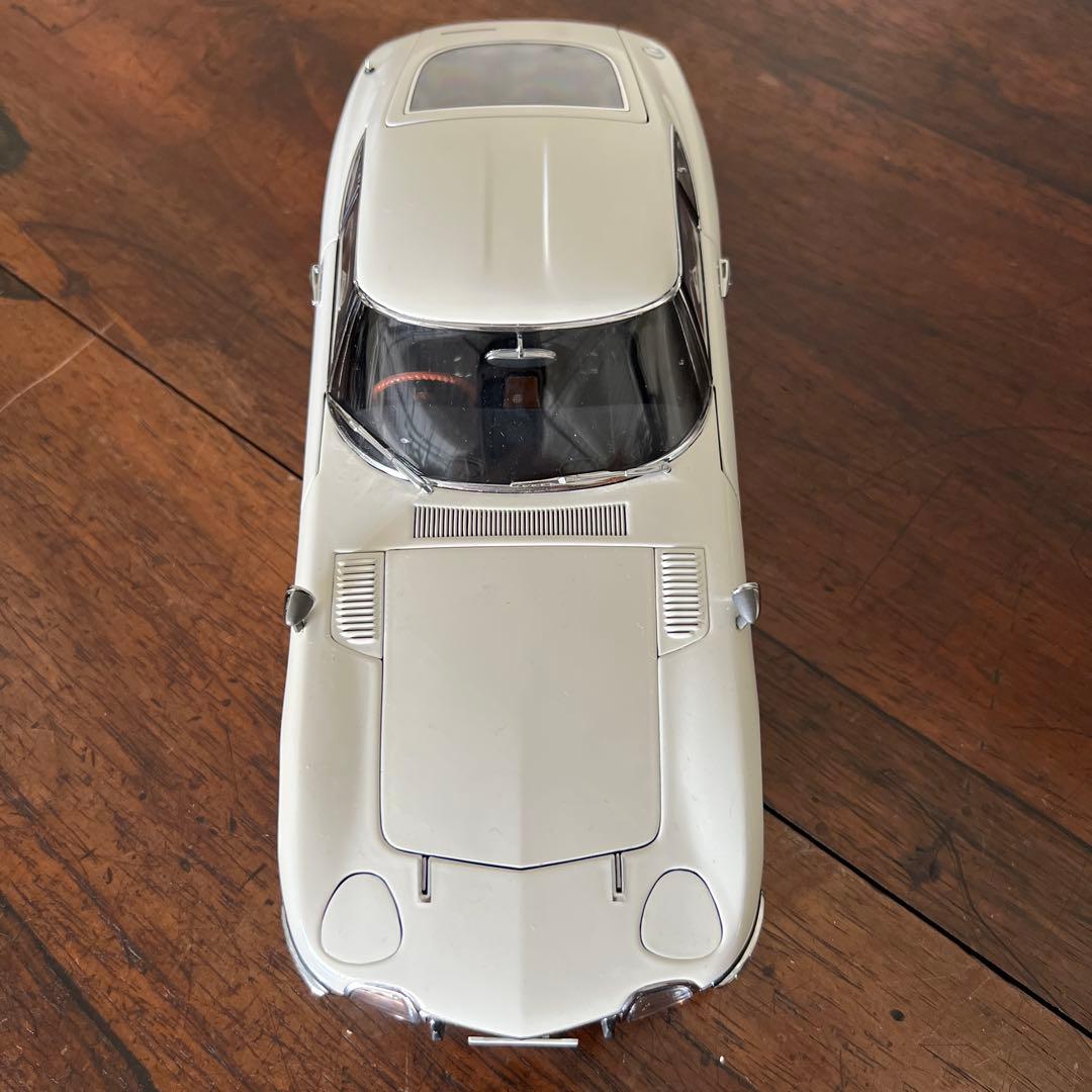 AUTO art 1/18 TOYOTAトヨタ2000GT クーペ　ホワイト③