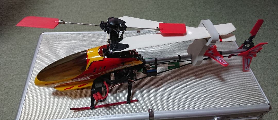 ラジコン ヘリコプター E-SKY HONEY BEE KING3