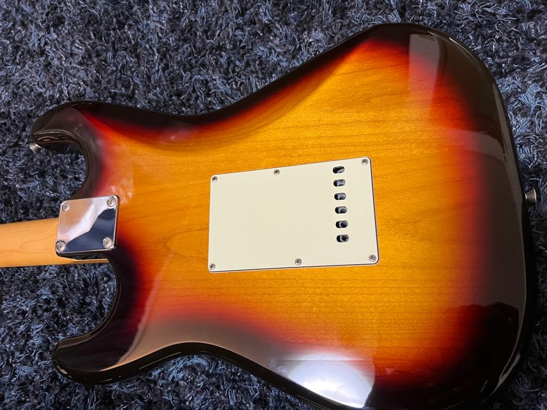 【値下げ交渉承ります！】fender Hybrid60s ストラトキャスター