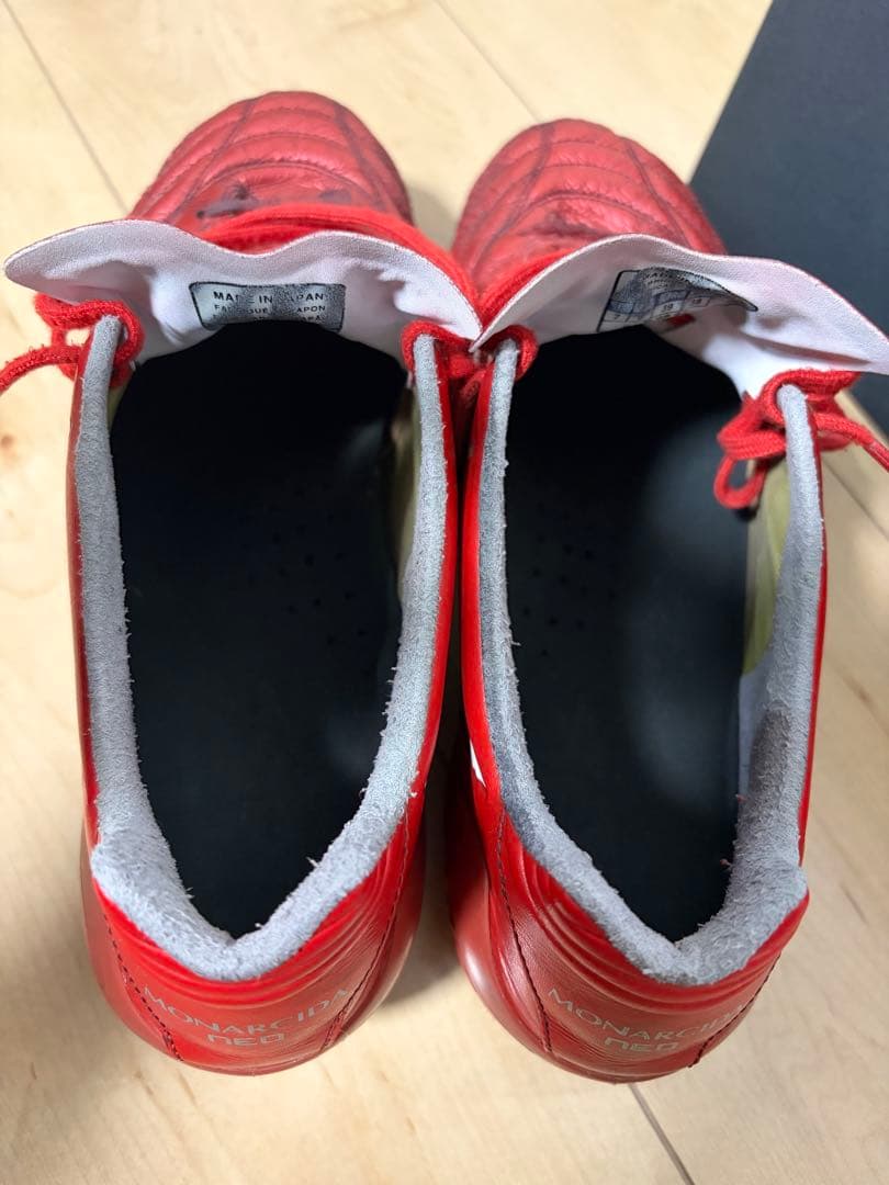 Mizuno Morelia Neo II JAPANレッド サッカーシューズ