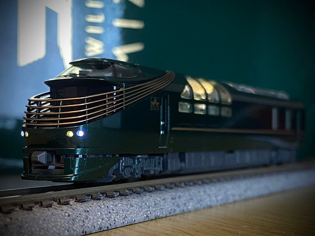 【特別企画品】KATO 10-1570 87系 瑞風 10両セット　(試走のみ)