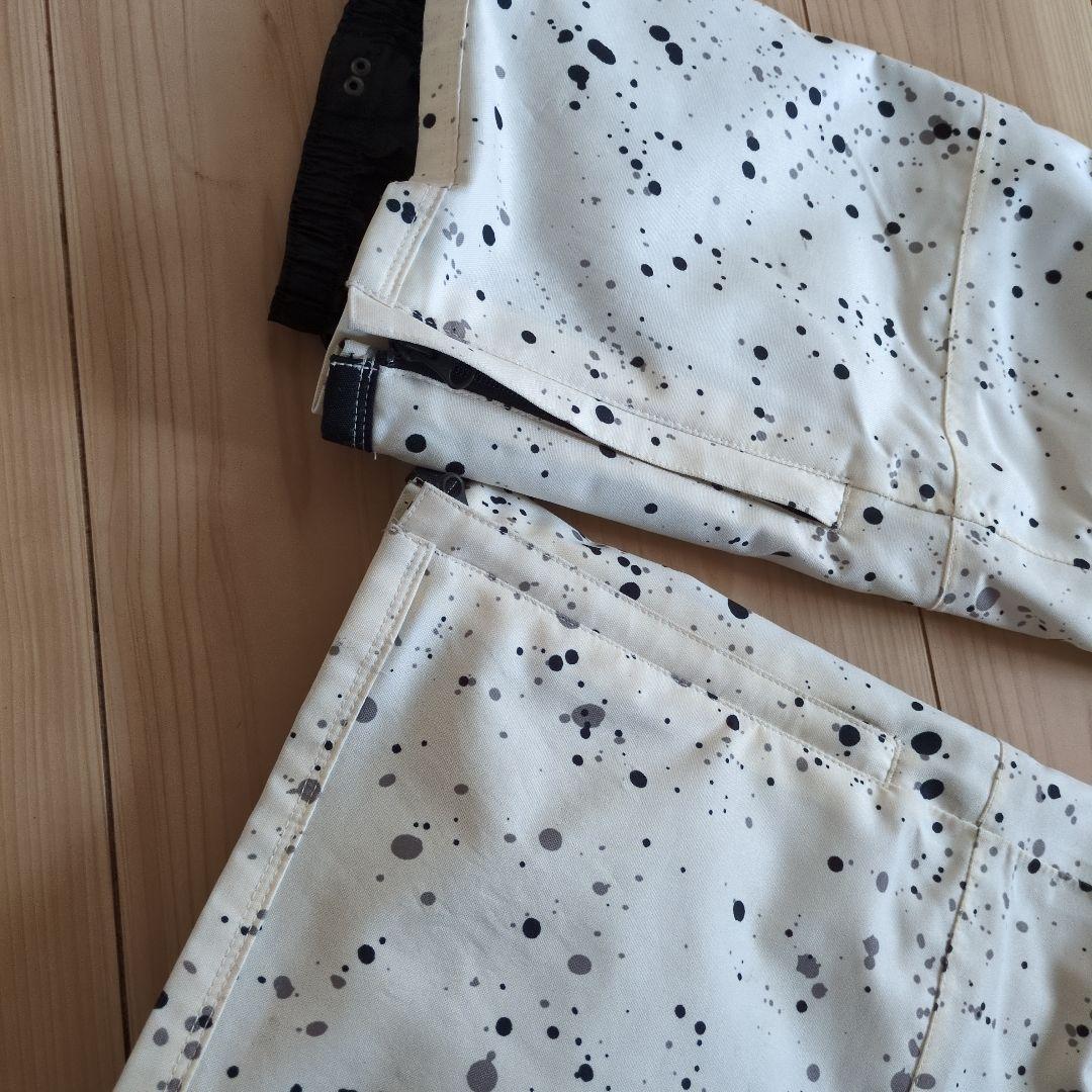 美品　Burton スノーボードウェア ホワイト スプラッター　ビブパンツ