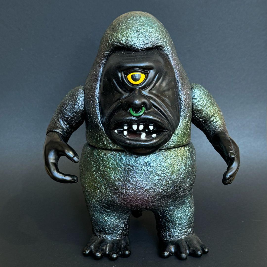 ZOLLMEN（ゾルメン）ファンシートイ「メゴ ブラック」　インディーズソフビ