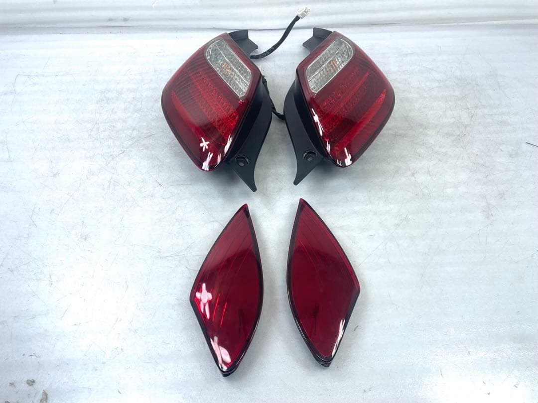 レクサス SC430 ソアラ UZZ40 後期 純正 LED テールランプ