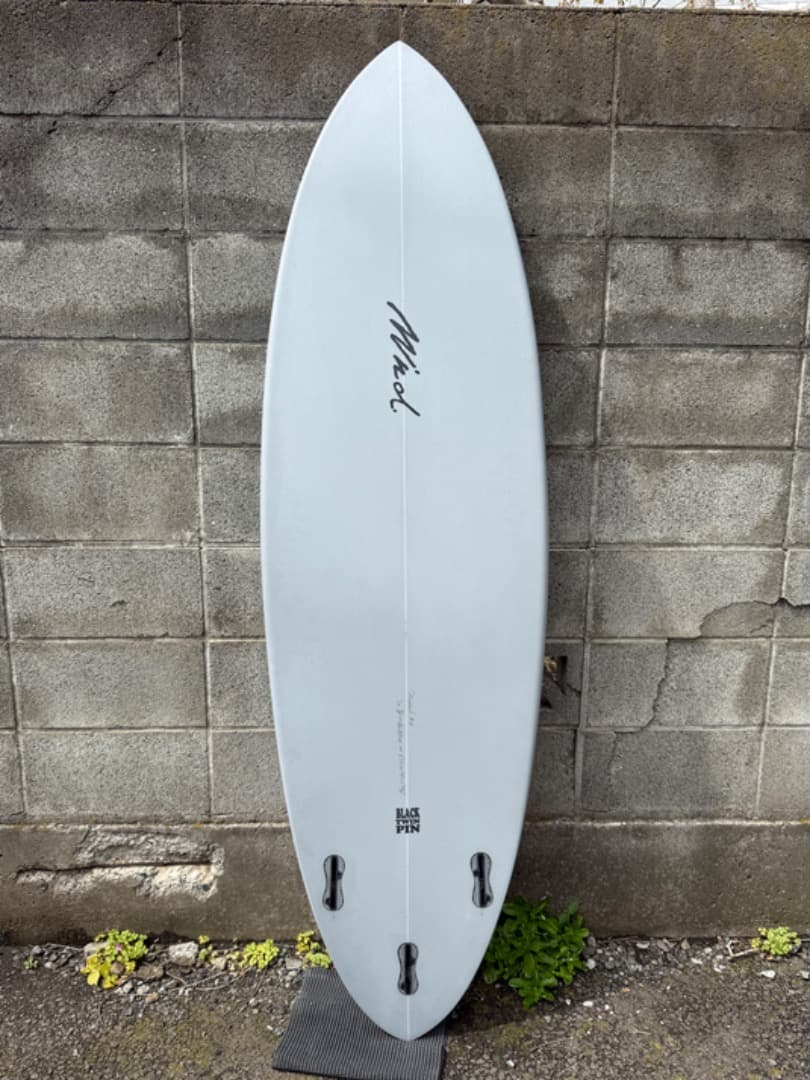 MIND SURFBOARD / BLACK TWIN PIN モデル