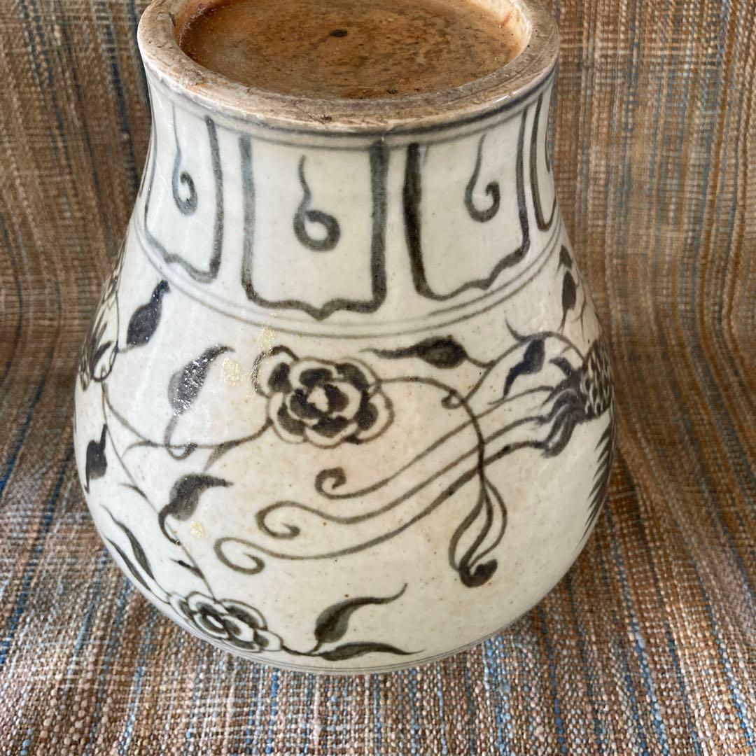 東南アジアの壺　花器