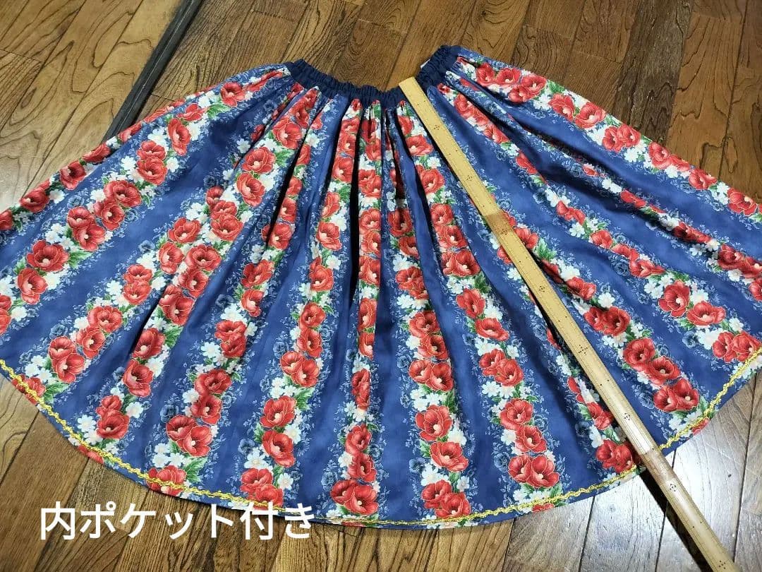 フォークダンスベストとスカート　ハンドメイド新品　フリーサイズ