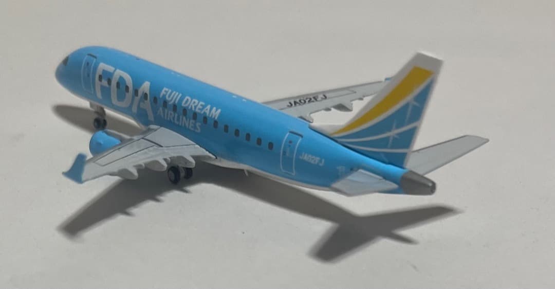 航空機・ヘリコプター FDA ERJ-175 JA02FJ Blue