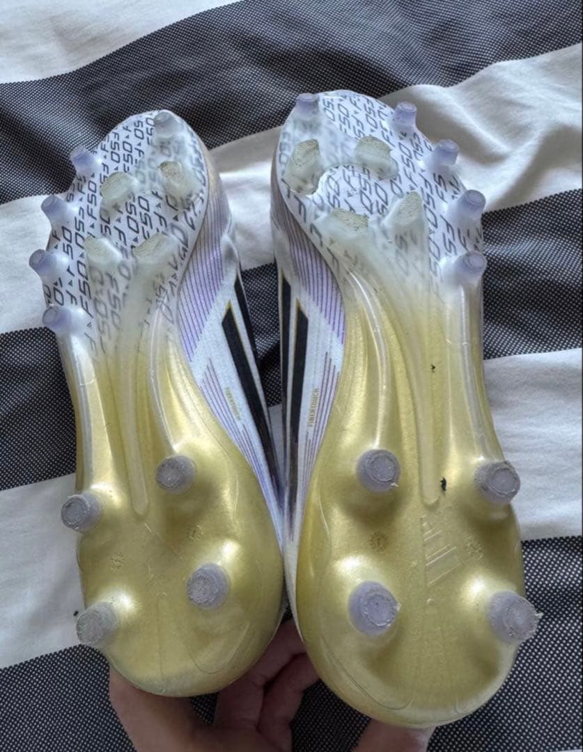 adidasX、F50