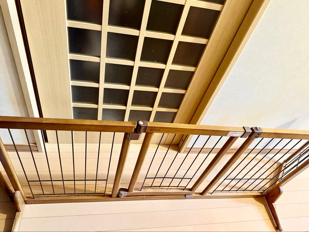 リッチェル　木製置くだけドア付きゲートL