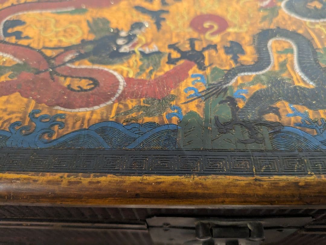 龍文様　漆工箱　アンティーク品