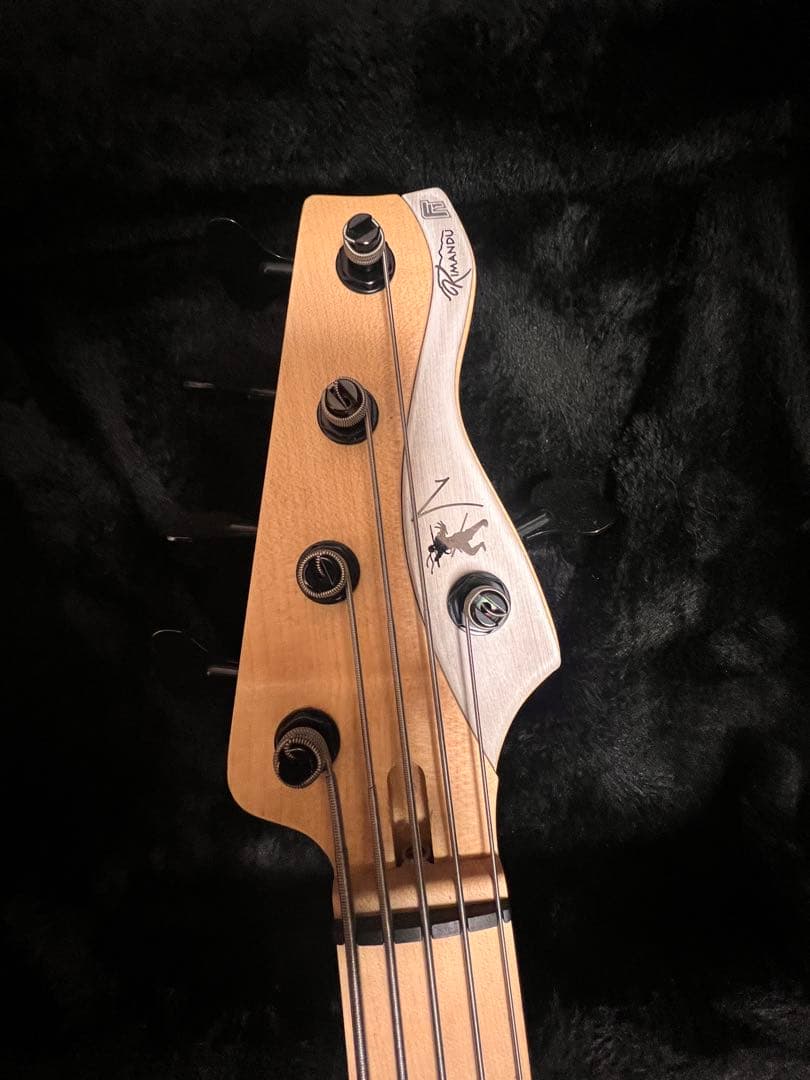 ベース Markbass RB KILIMANJARO OLD WHITE 5